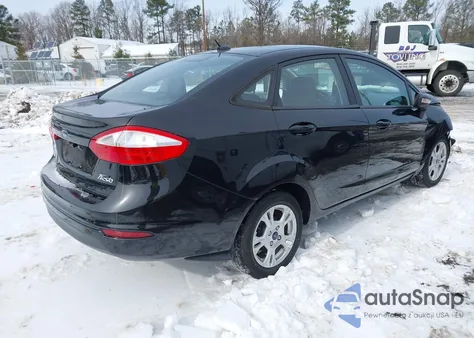 2015 Ford Fiesta Se из США, поврежденный, VIN 3FADP4BJ4FM219775
